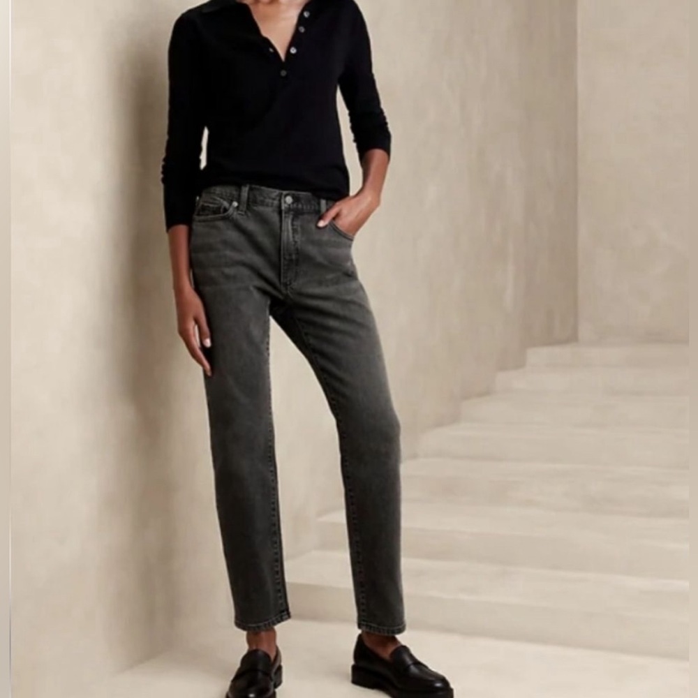 Banana Republic - Beau Jean - Distressed Black - Size 25/0